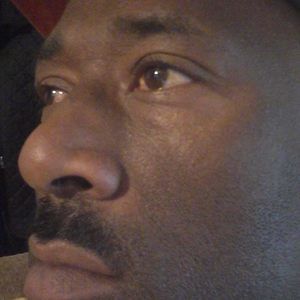 Meet your Posher, Derrick